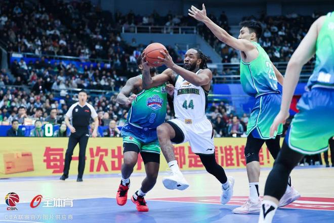 辽宁本钢国际比赛日回应争议Rookie在切尔西比赛中赛况扑朔迷离，这一次真的哈兰德在西班牙队比赛中大胜